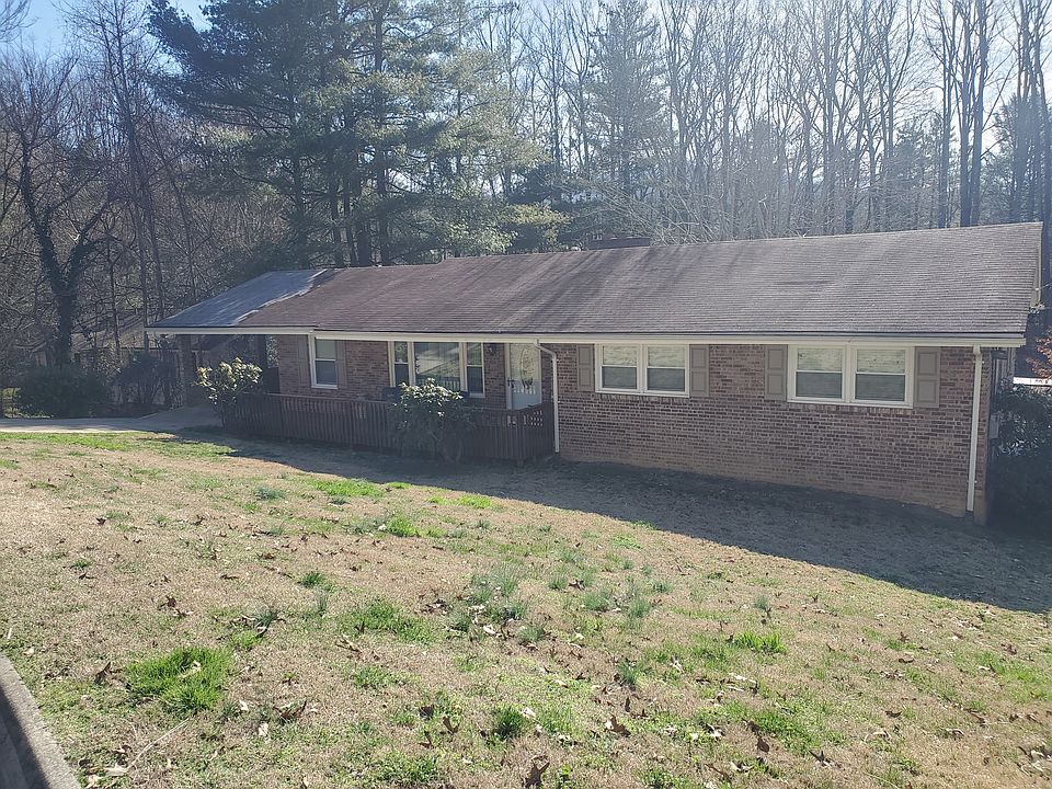 1st image of 1602 Woodridge Dr