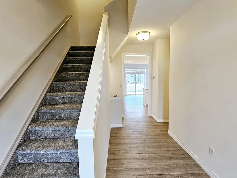 214 Renaissance Dr — Photo 9
