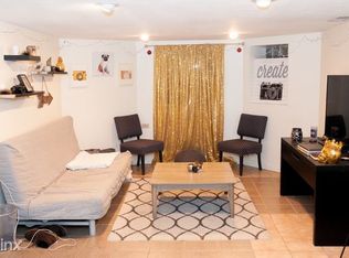 3008 W George St, Chicago, IL 60618