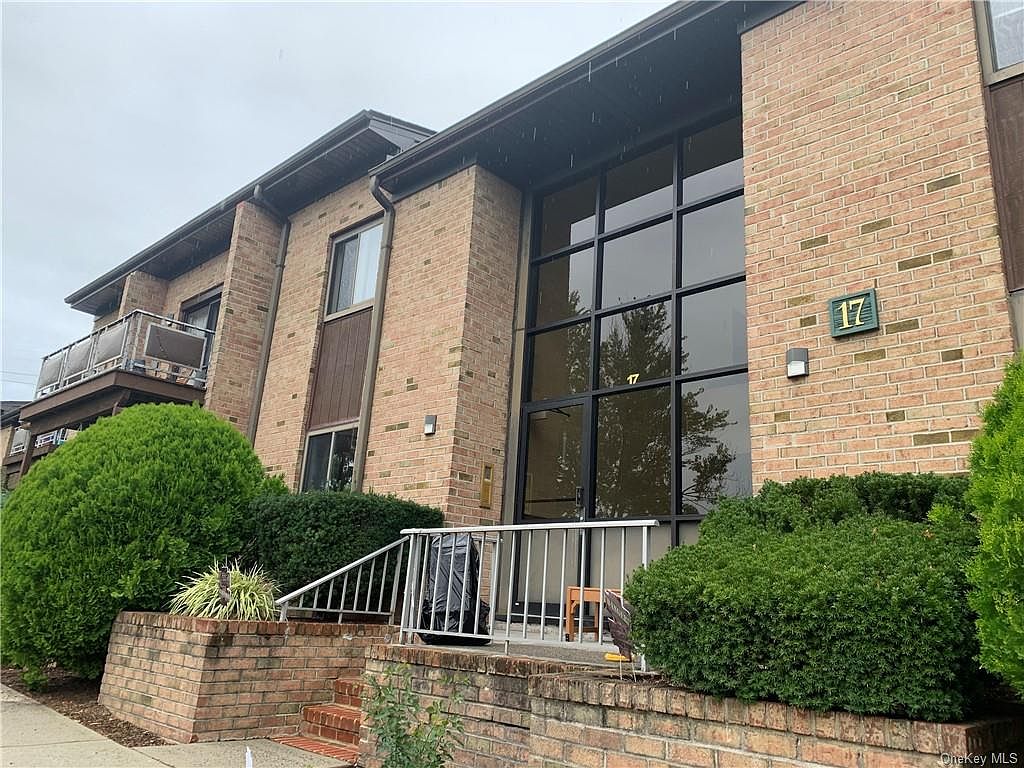 17 Brevoort Drive UNIT 2A, Pomona, NY 10970 Zillow