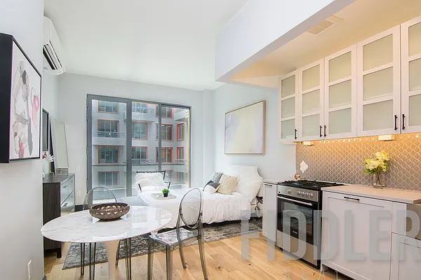 Rented by The KCI Group | media 22