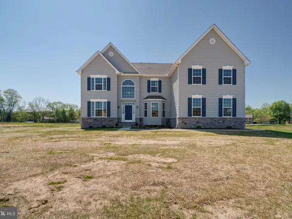 7 Summit Dr, Smyrna, DE 19977