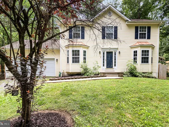 3605 Burton Rd, Bumpass, VA 23024