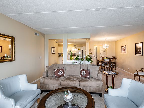 5th image of 710 Creekside Dr Unit 301A