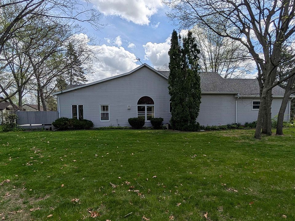 1st image of 3447 Daren Dr