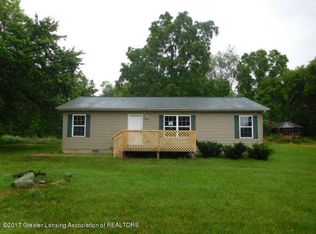 5640 W Beard Rd, Perry, MI 48872