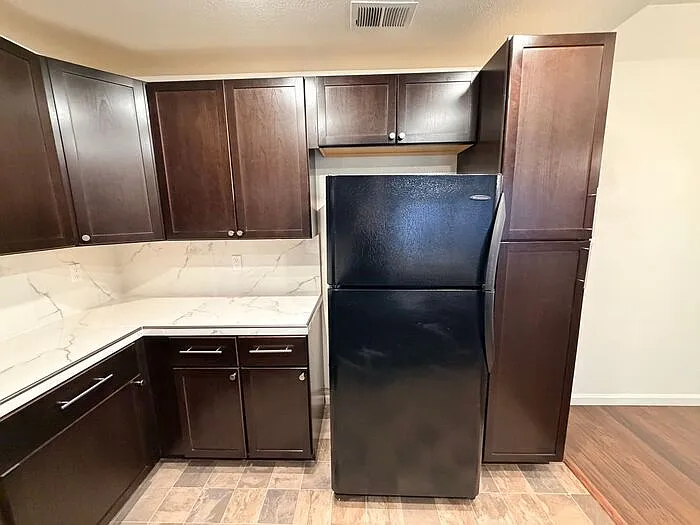 5704 Golden Eagle Dr — Photo 5