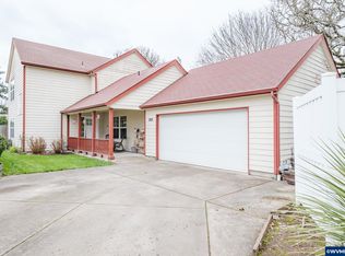 2015 Chase Loop SW, Albany, OR 97321