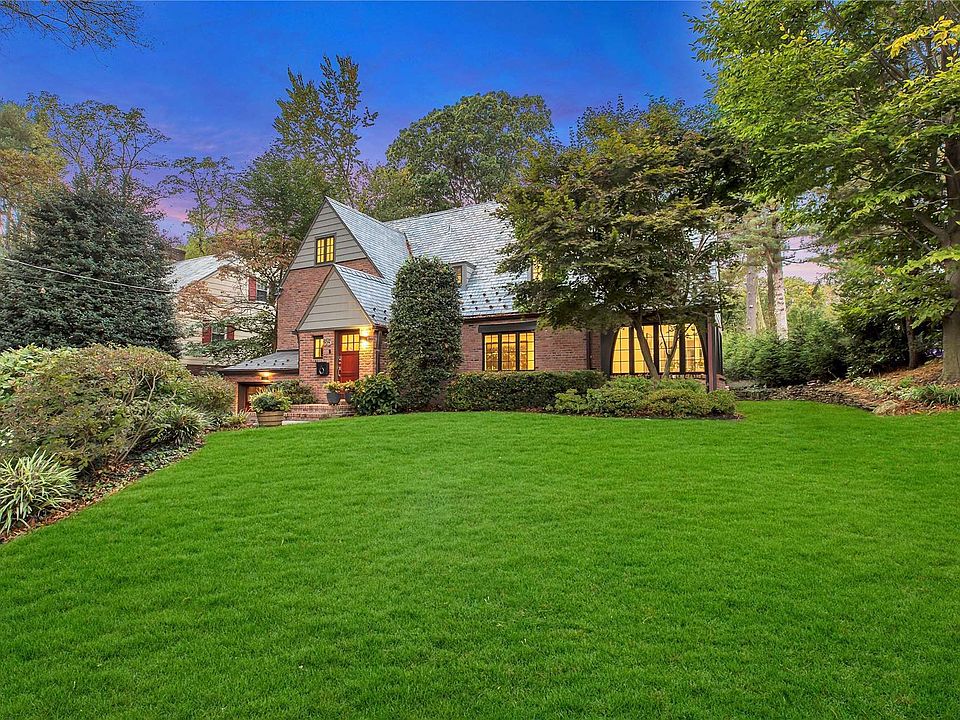 35 Revere Road, Manhasset, NY 11030 Zillow