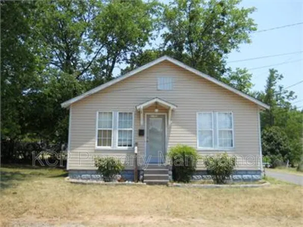 2111 S 17th St, Fort Smith, AR 72901
