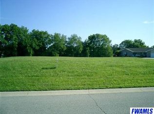 351 W Deer Trl, South Whitley, IN 46787