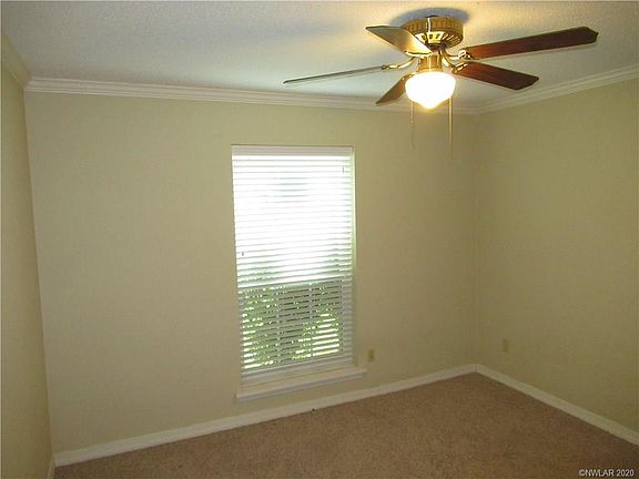 4th image of 3505 Shadow Wood Dr
