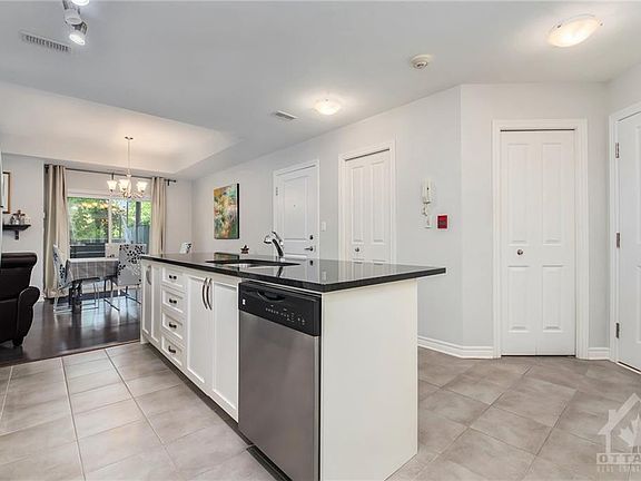 5th image of 80 Prestige Cir #1