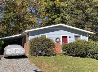 411 Old Hendersonville Hwy, Brevard, NC 28712