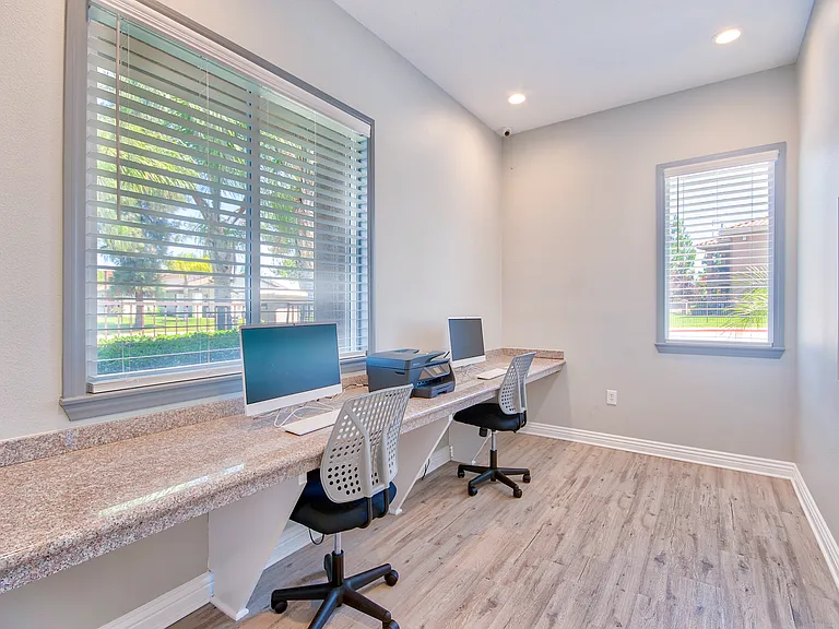 Baywood Villas — Photo 10
