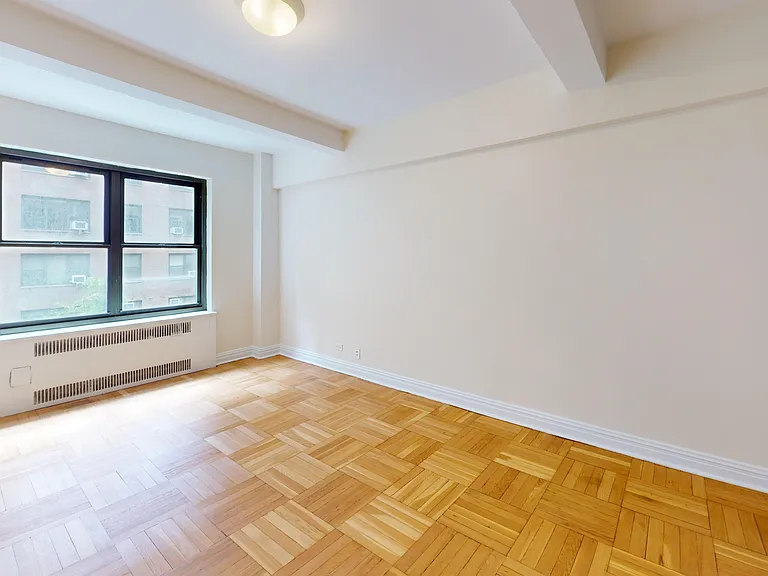 141 E 56th St #3C — Photo 9