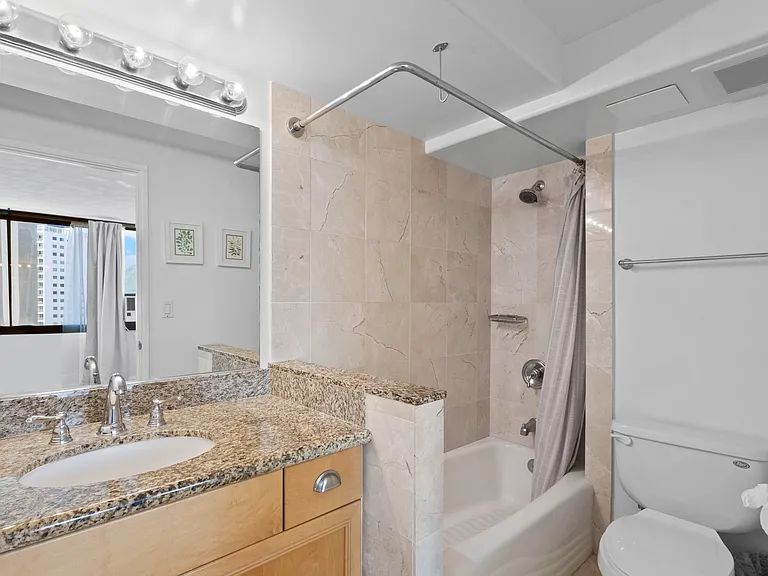 343 Hobron Ln #3102 — Photo 9