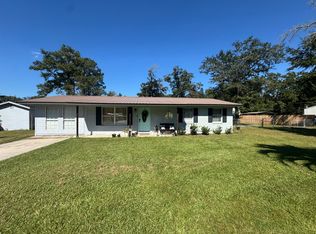 8697 S Ben Rowe Cir, Macclenny, FL 32063