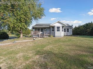 8876 W Allen Rd, Fowlerville, MI 48836
