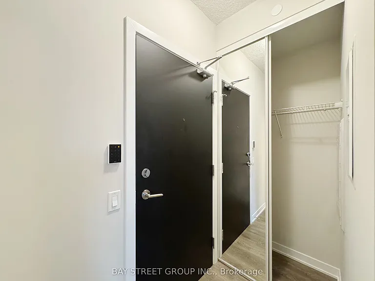 87 Peter St #2501 — Photo 10