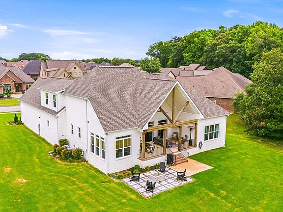 5th image of 17646 Maree Dr