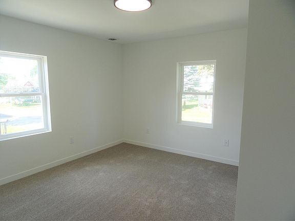 5th image of 407 S Lincoln Ave