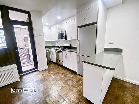 2nd image of 165 E 35th St #10K