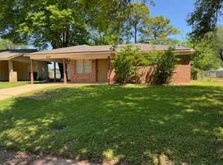 4825 Sullivan St, Bossier City, LA 71111