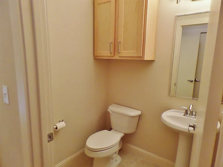 6159 Oram St #105 — Photo 13