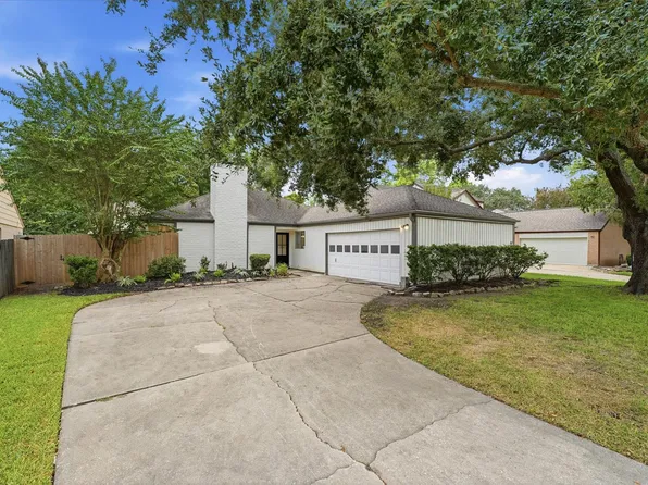 11415 Overbrook Ln, Houston, TX 77077