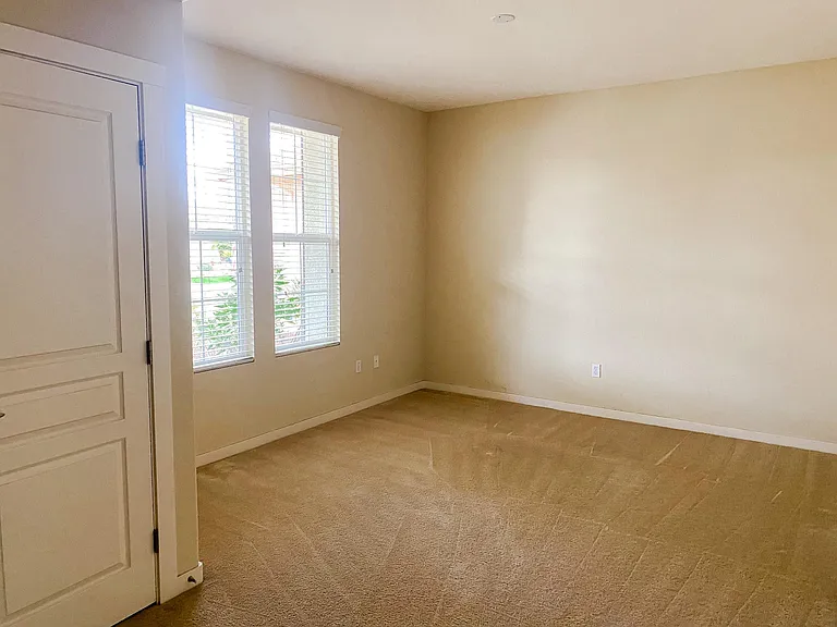 2451 Blue Heron Loop — Photo 10