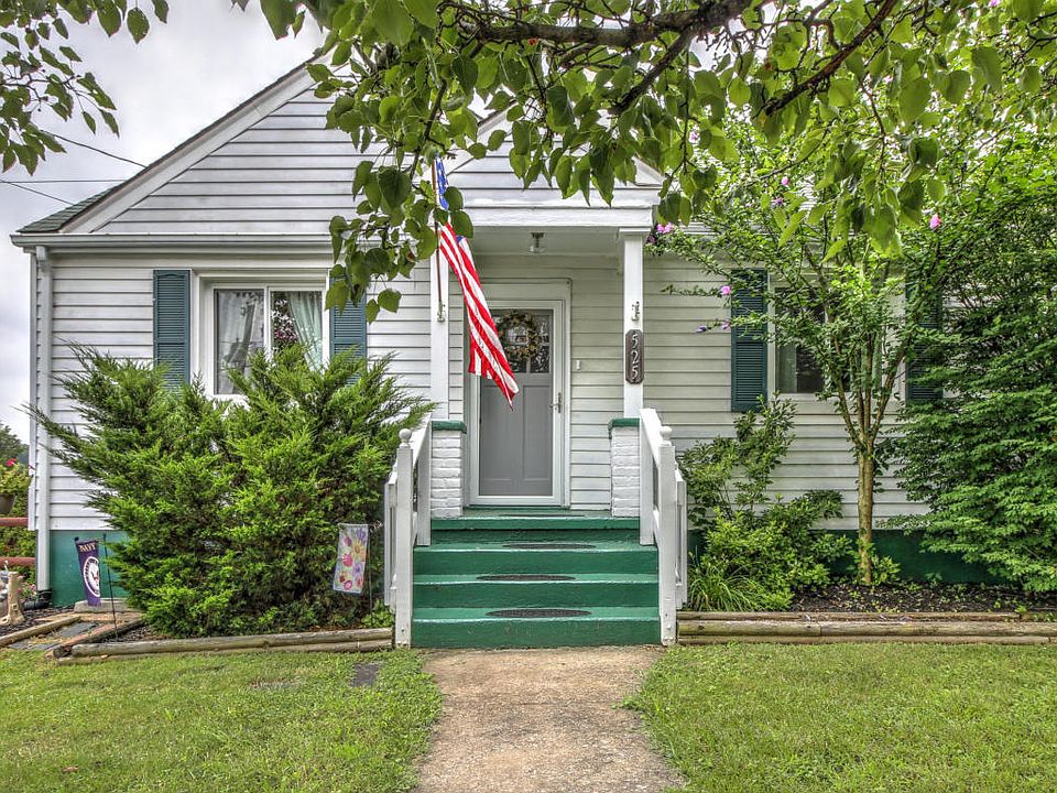 1st image of 525 Parkdale Dr
