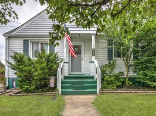 525 Parkdale Dr, Salem, VA 24153