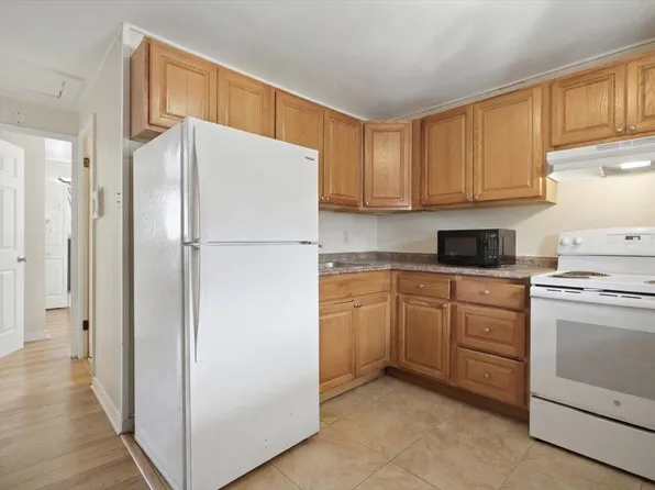 349 N Market St #A6, Wailuku, HI 96793