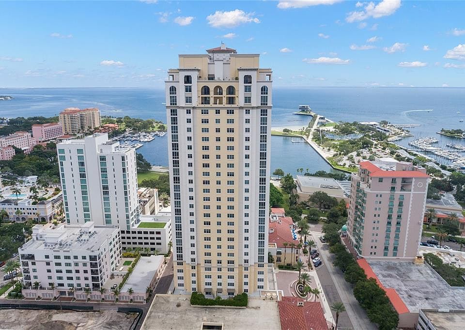1st image of 300 Beach Dr NE APT 901
