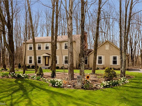 3rd image of 18044 Millstone Dr