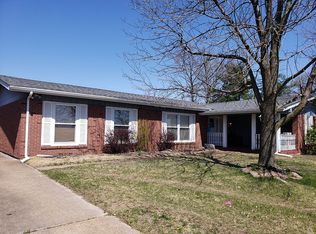 2005 Pohlman Rd, Florissant, MO 63033