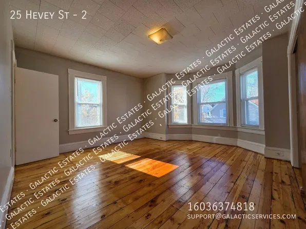 25 Hevey St #2, Manchester, NH 03102