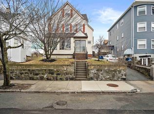 902 Winthrop Ave, Revere, MA 02151