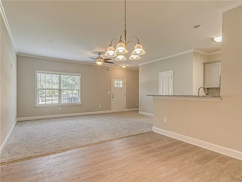 3 bed, 2.5 bath, 1850 sqft, $2,500 — Photo 4