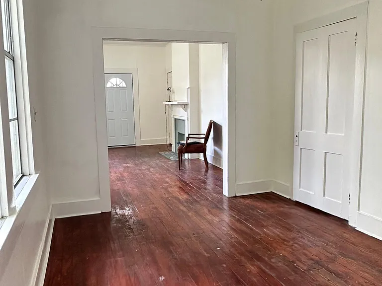 1713 Oleander St — Photo 10