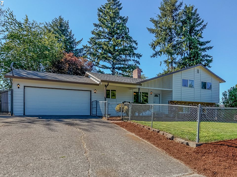 1st image of 1812 NE 155th Ave