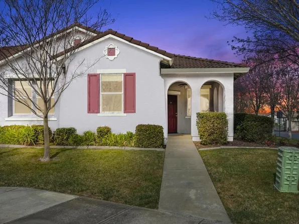 320 Mill Valley Cir N, Sacramento, CA 95835
