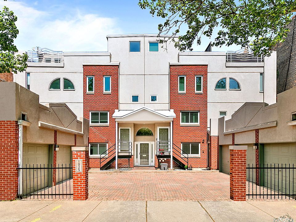 1st image of 1925 N Maud Ave #3