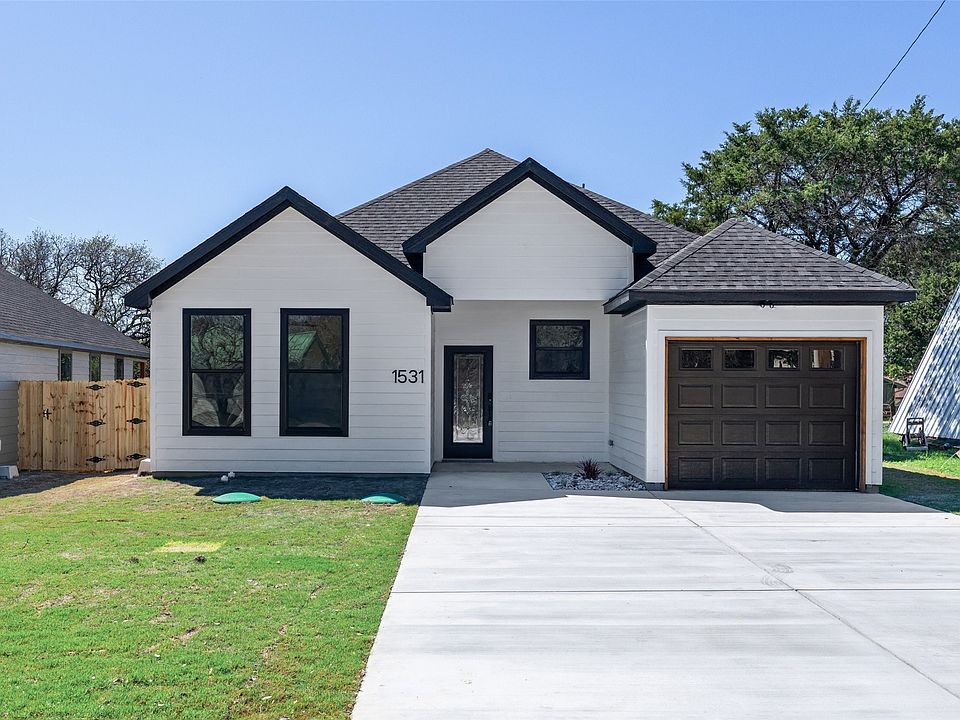 1st image of 1531 Corona Dr