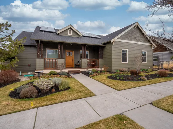 1549 NW Ivy Ave, Redmond, OR 97756