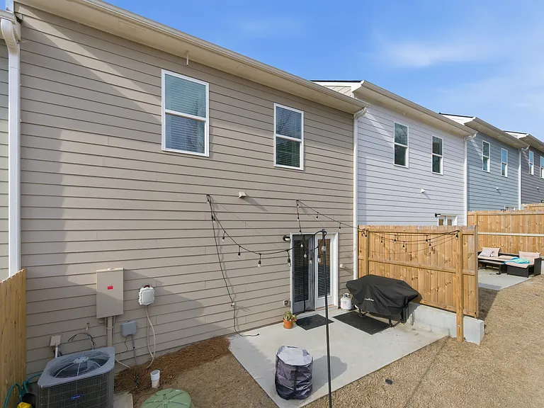 503 Stoneybrook Dr — Photo 30
