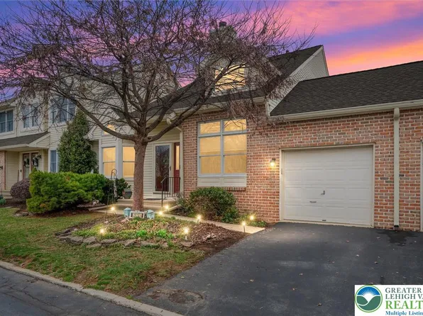 275 Ridings Cir, Macungie, PA 18062
