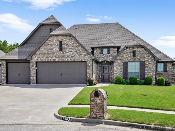 7402 E 81st Pl N, Owasso, OK 74055