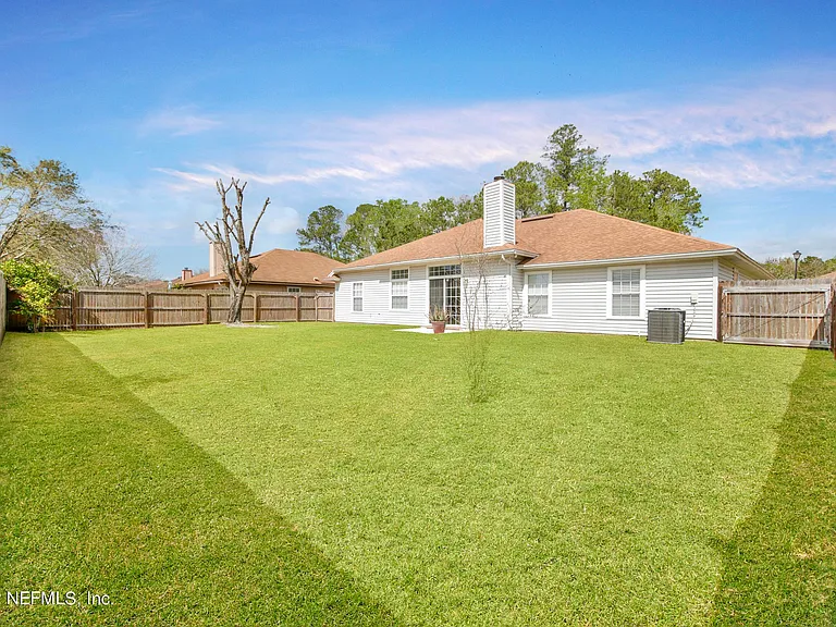 4944 Greenland Hideaway Dr N — Photo 24